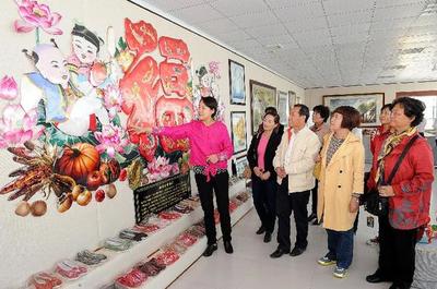 发展特色产业